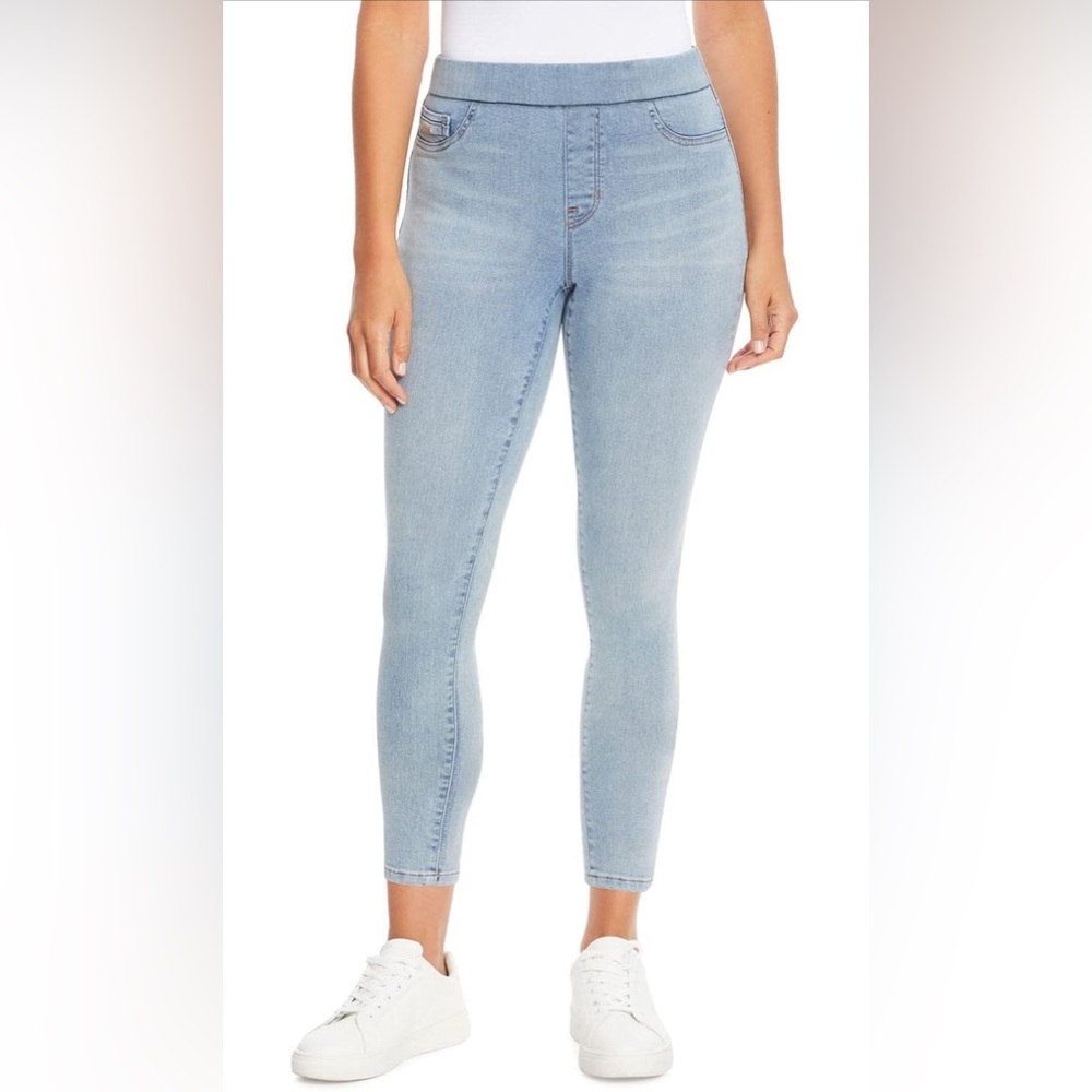 NWT Nine West Heidi Pull-on Crop